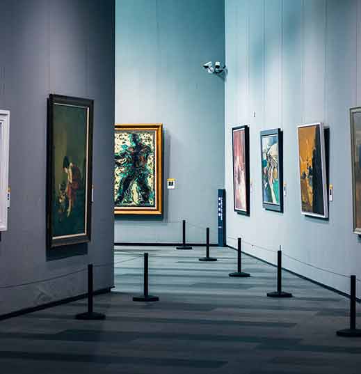 add a title to your image that matches the paragraph description.